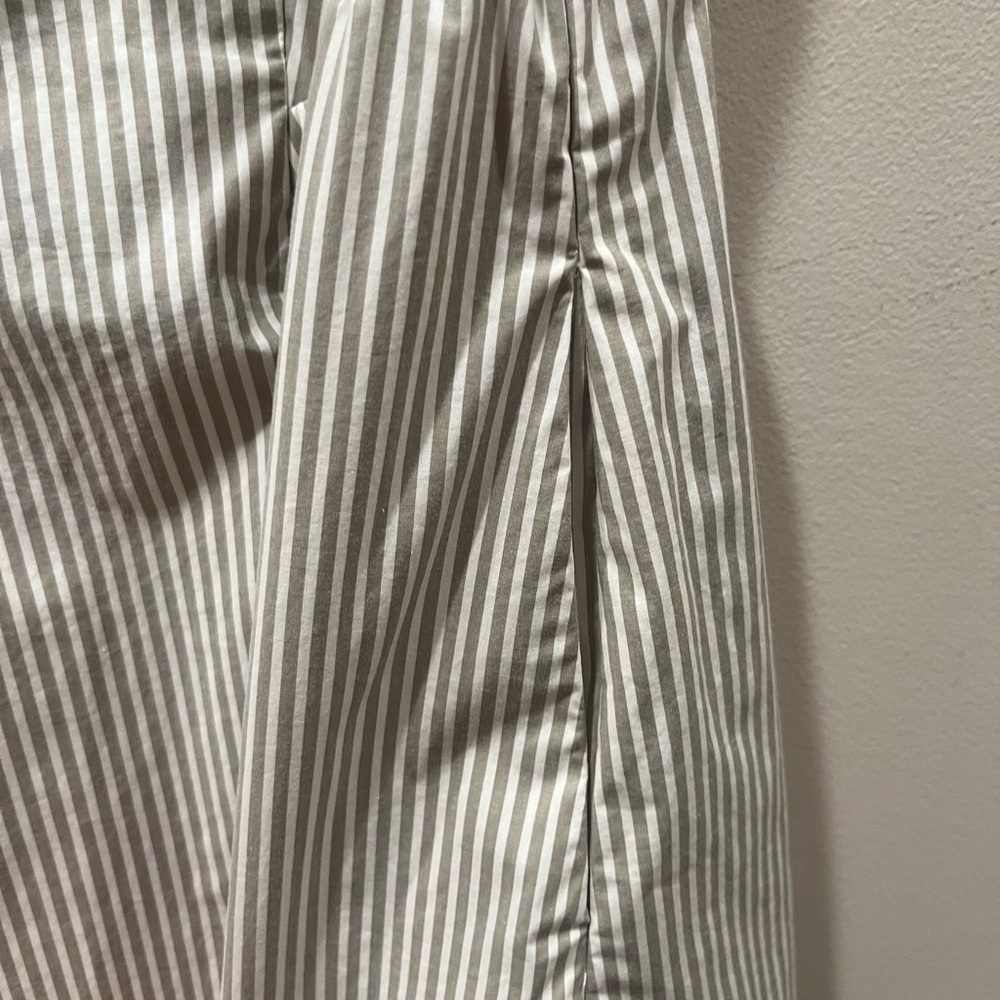 Aritzia Technique Poplin Dress in Cream and Olive stripes, Size 0 - Picture 5 of 6